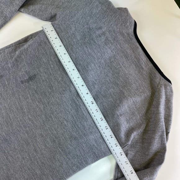 Escada Gray Black Cardigan Top Tank TwinSet 34 36 - Picture 8 of 10